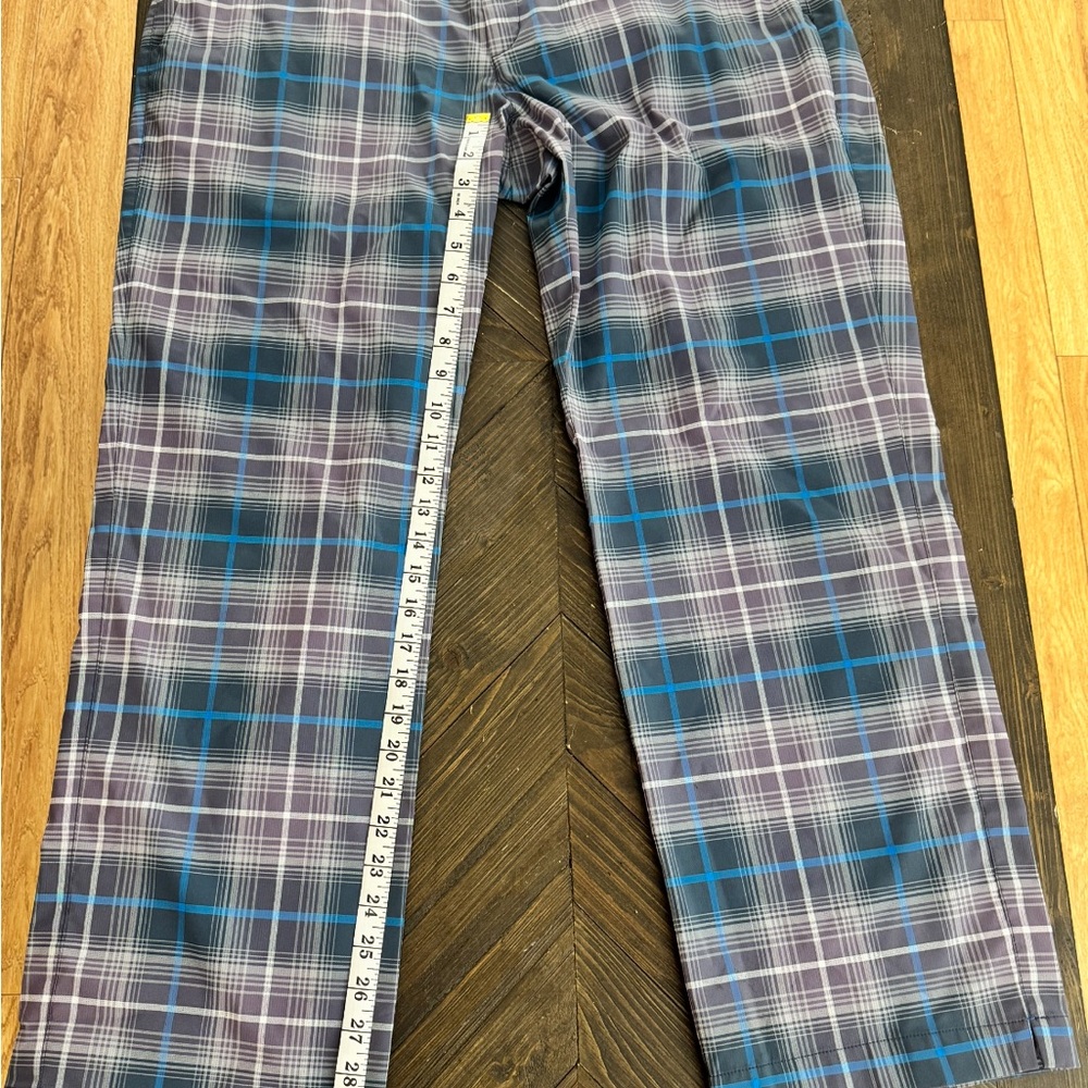 Nike Men's Plaid Dri joy golf pants blue and Gray 38X30